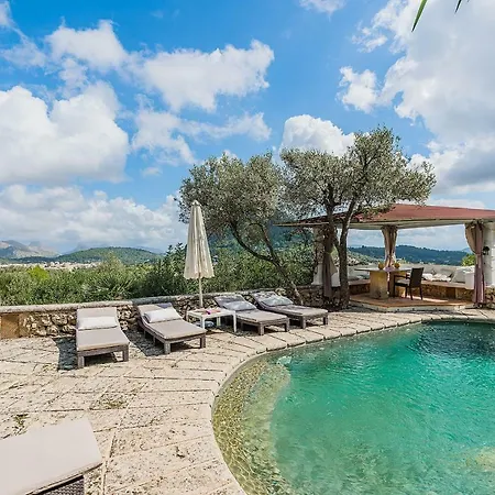 Finca La Belleza Holiday home Pollenca